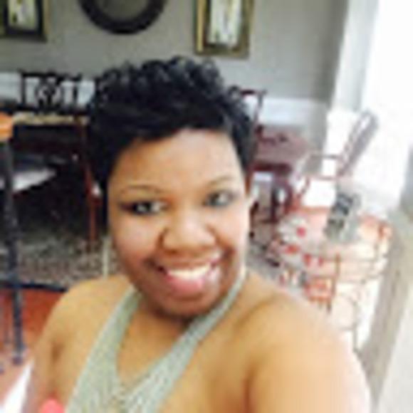 Meet your Posher, Nandi - Picture 1 of 1